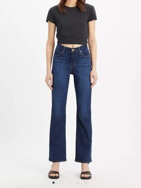 Levi's Vintage Classic Bootcut Jeans (Women's Size 27)